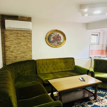 Apartman Kasa בית אירוח